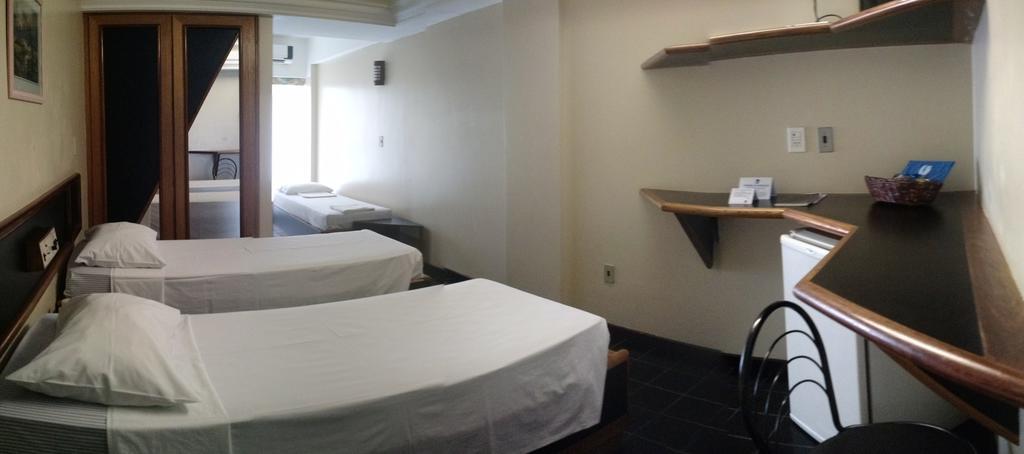 Hotel Praia Da Sereia Салвадор Стая снимка
